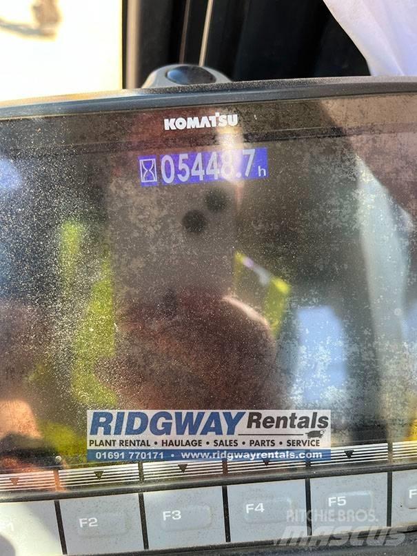 Komatsu PC 210 LC Rýpadlá s dlhým dosahom