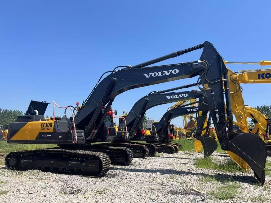 Volvo EC300 Pásové rýpadlá