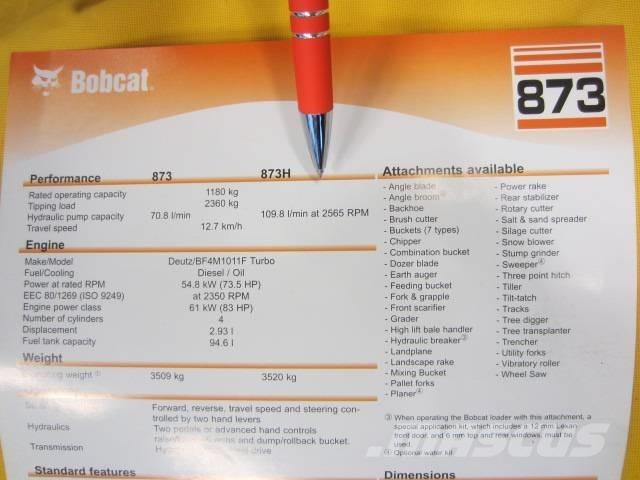 Bobcat 873 HF Šmykom riadené nakladače