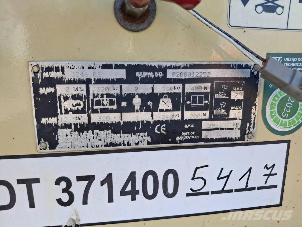 JLG 3246ES Nožnicové zdvíhacie plošiny
