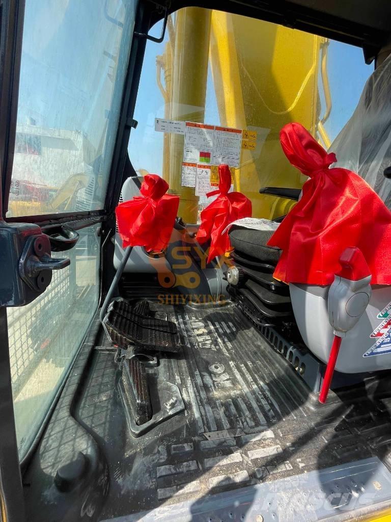 Komatsu PC 450 LC-8 Pásové rýpadlá