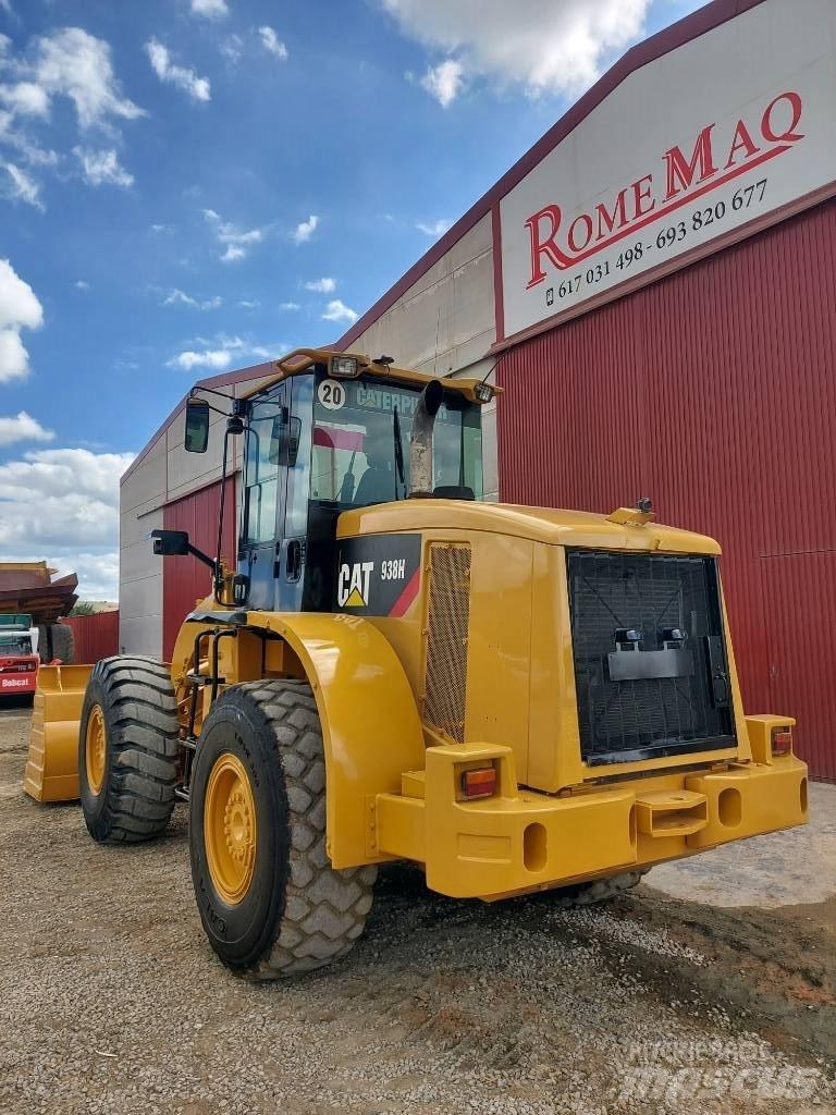 CAT 938 H Kolesové nakladače