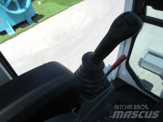 Takeuchi TB 240 Mini rýpadlá < 7t