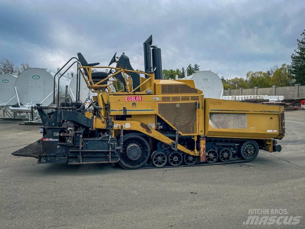 CAT AP 1055 D Finišéry