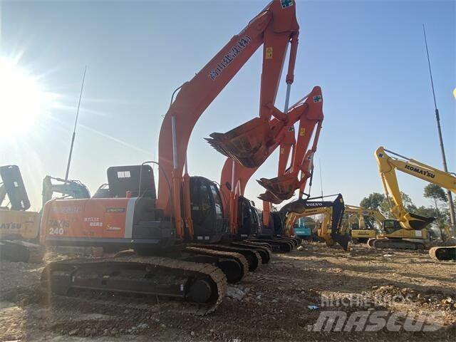 Hitachi ZX 240H Pásové rýpadlá