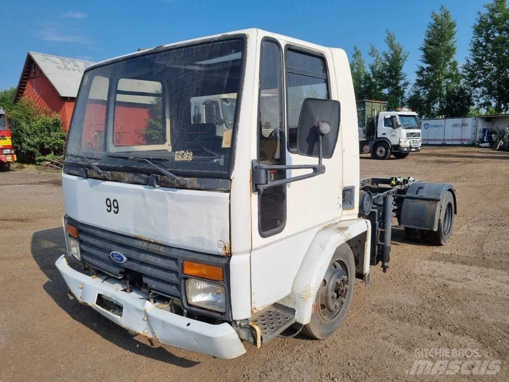 Ford CARGO 0713 Ďalšie nákladné vozidlá
