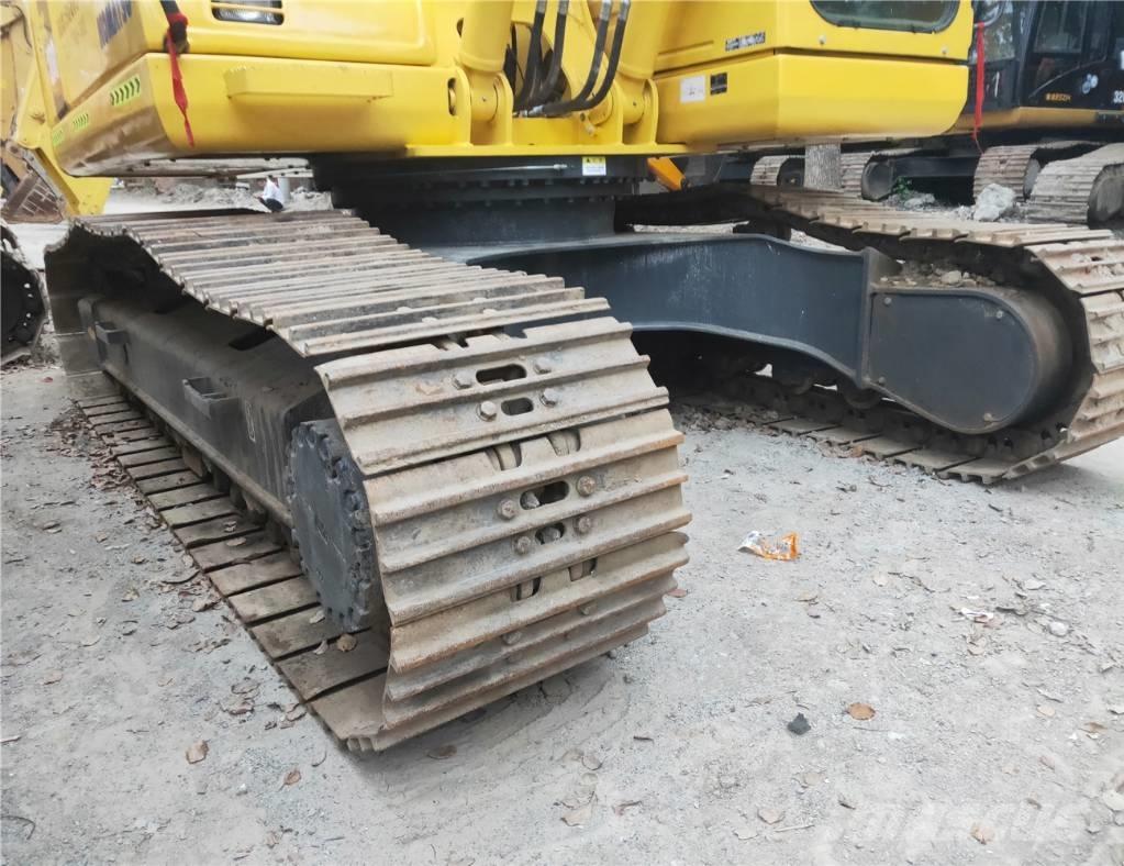 Komatsu PC200-7 Pásové rýpadlá