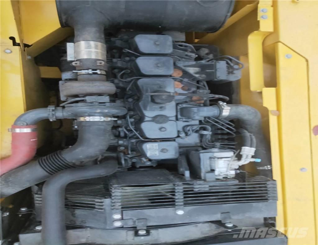 Komatsu PC200-7 Pásové rýpadlá