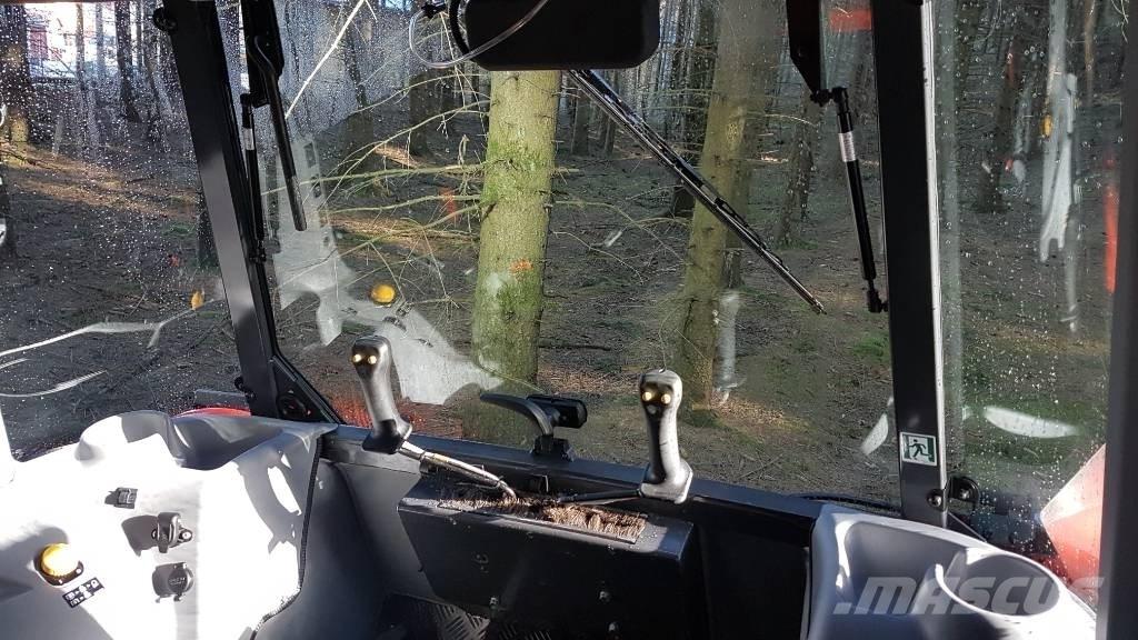 Kubota M 5-092 Traktory