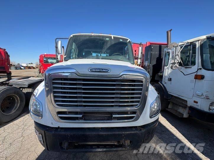 Freightliner M2 Lanový nosič kontajnerov