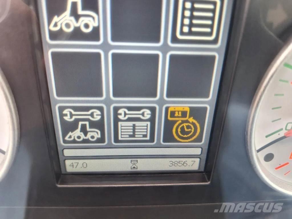 Yanmar V80 Mininakladače