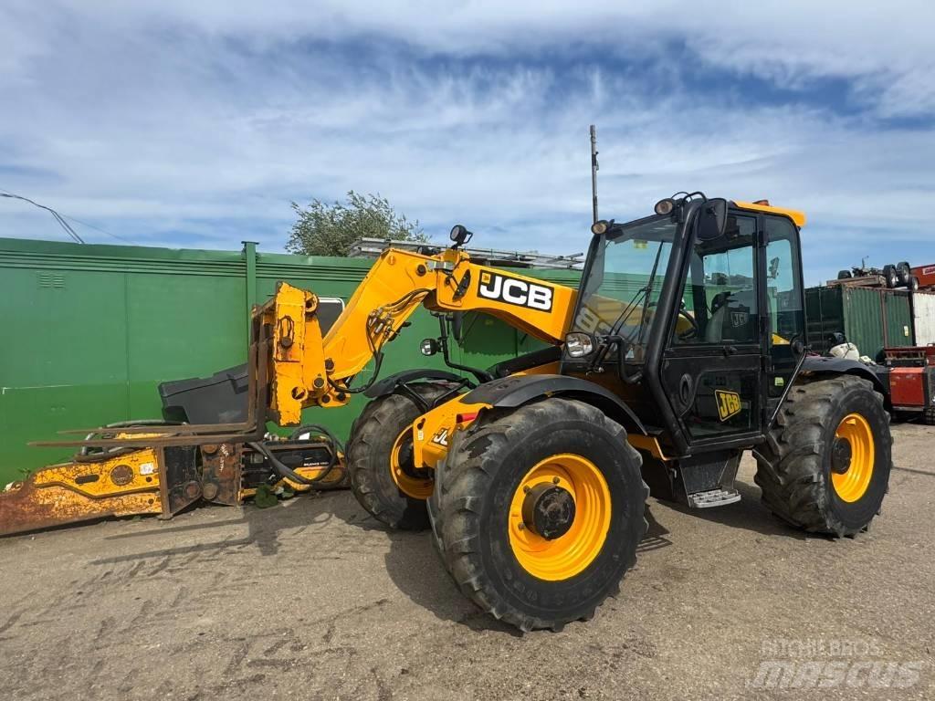 JCB 526-56 Agri Teleskopické nakladače pre poľnohospodárstvo