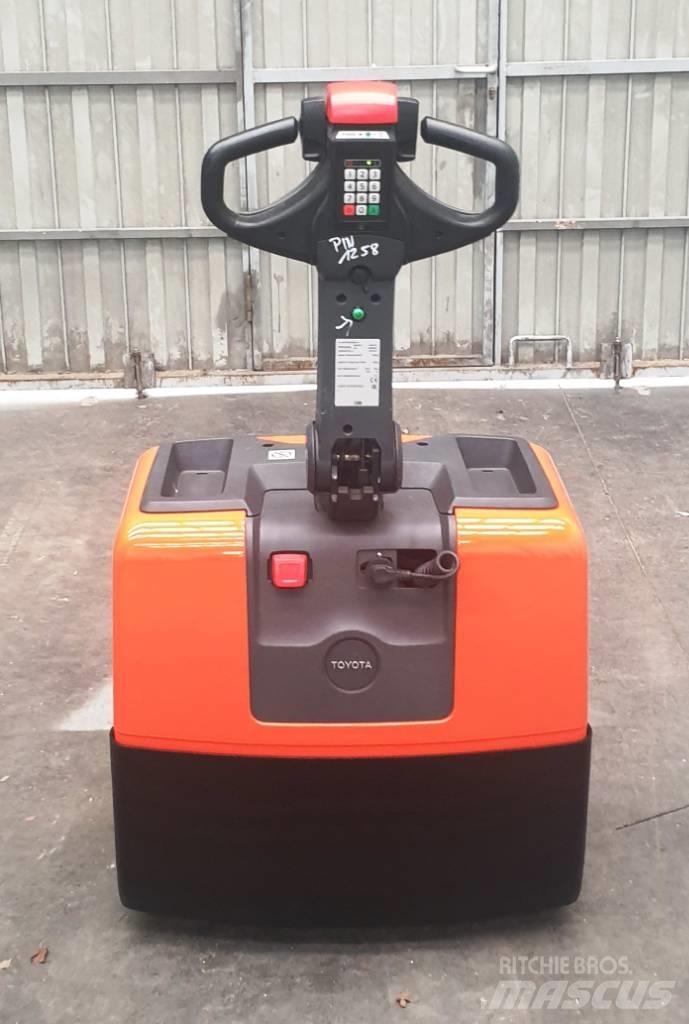 BT LWE 130 Minimover Nízkozdvižný vozík