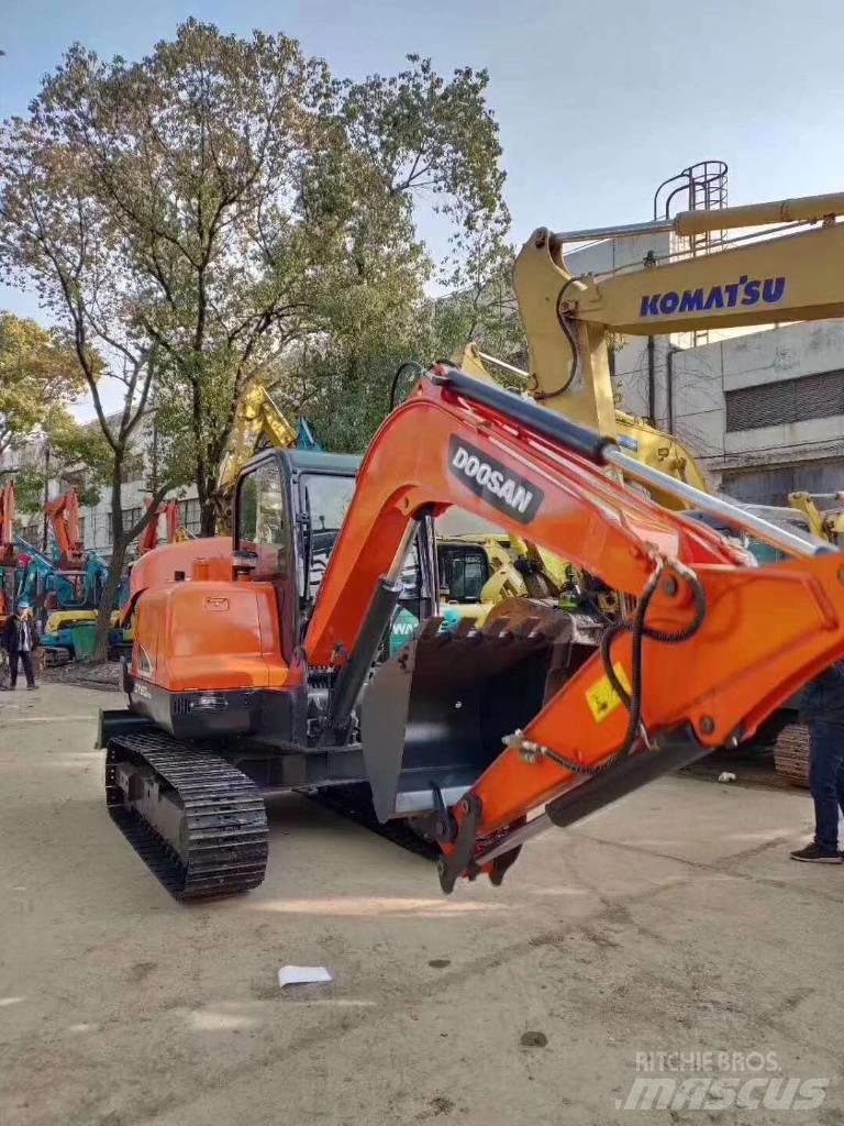 Doosan DX 60-9C Pásové rýpadlá