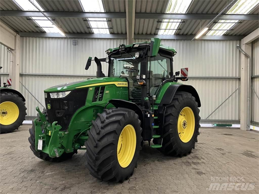 John Deere 7R 330 Traktory