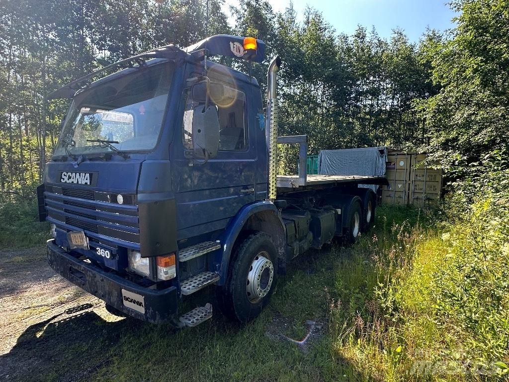 Scania 113 Hákový nosič kontajnerov