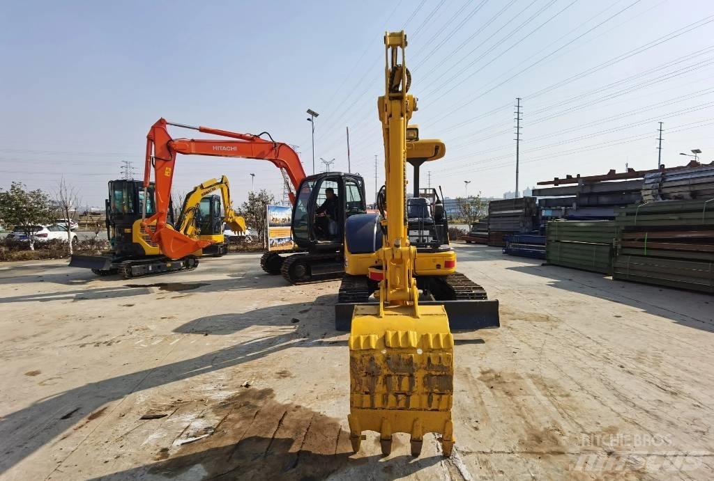 Komatsu PC 40 MR Mini rýpadlá < 7t