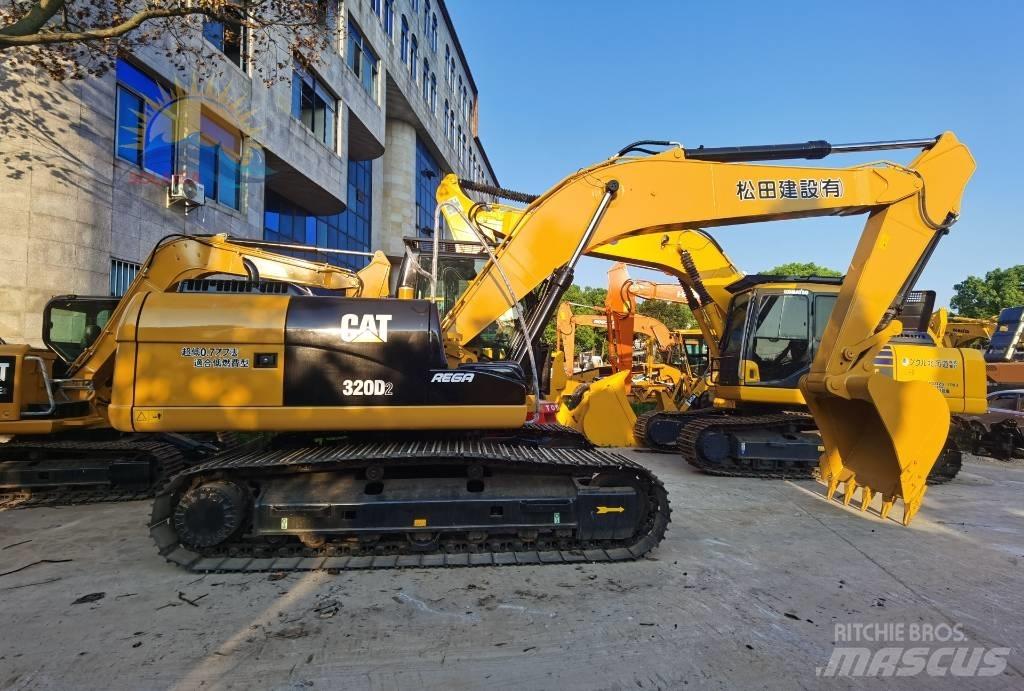 CAT 320D2 Pásové rýpadlá