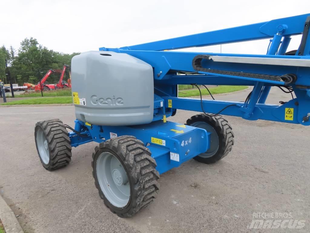 Genie Z 45/25 J Kĺbové plošiny