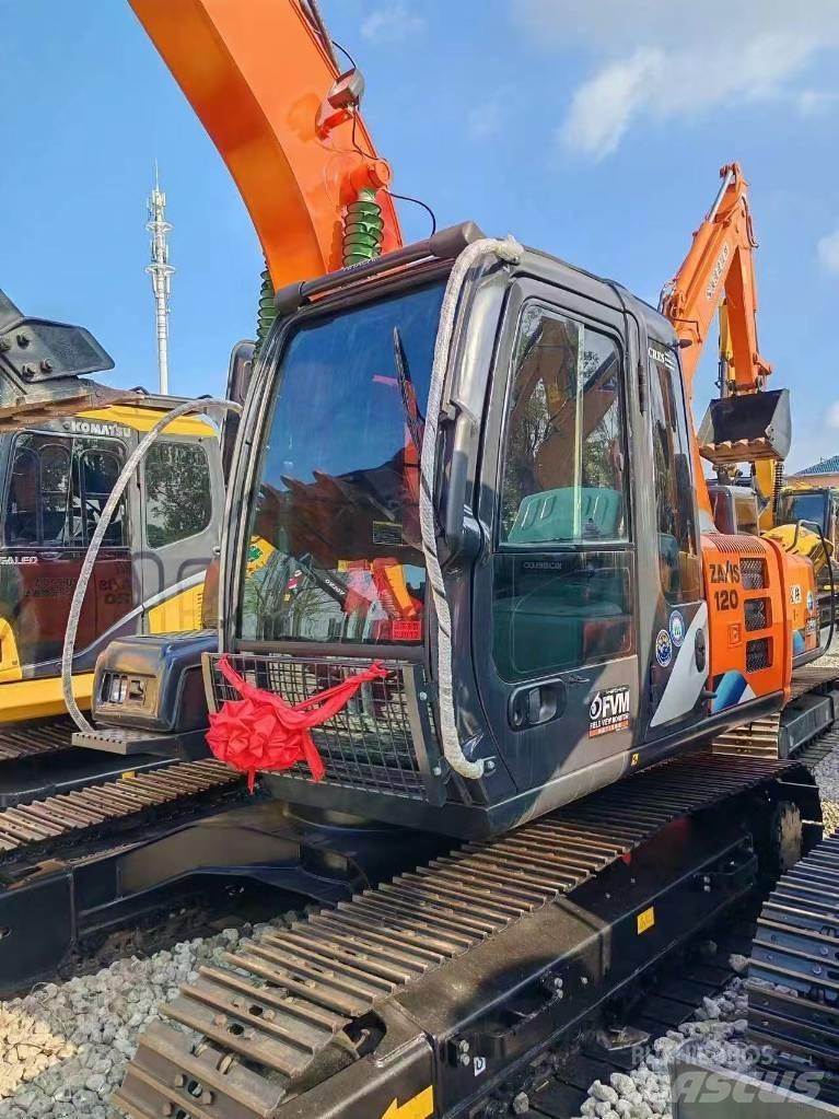 Hitachi ZX 120 Pásové rýpadlá