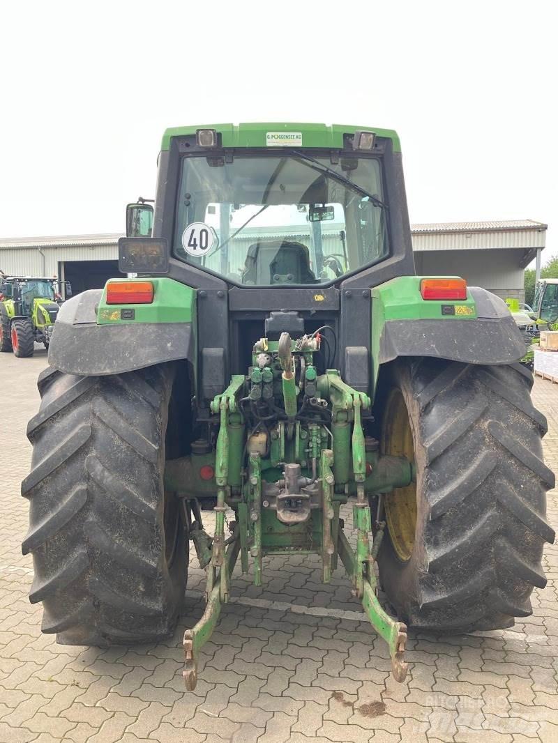 John Deere 6810 Traktory