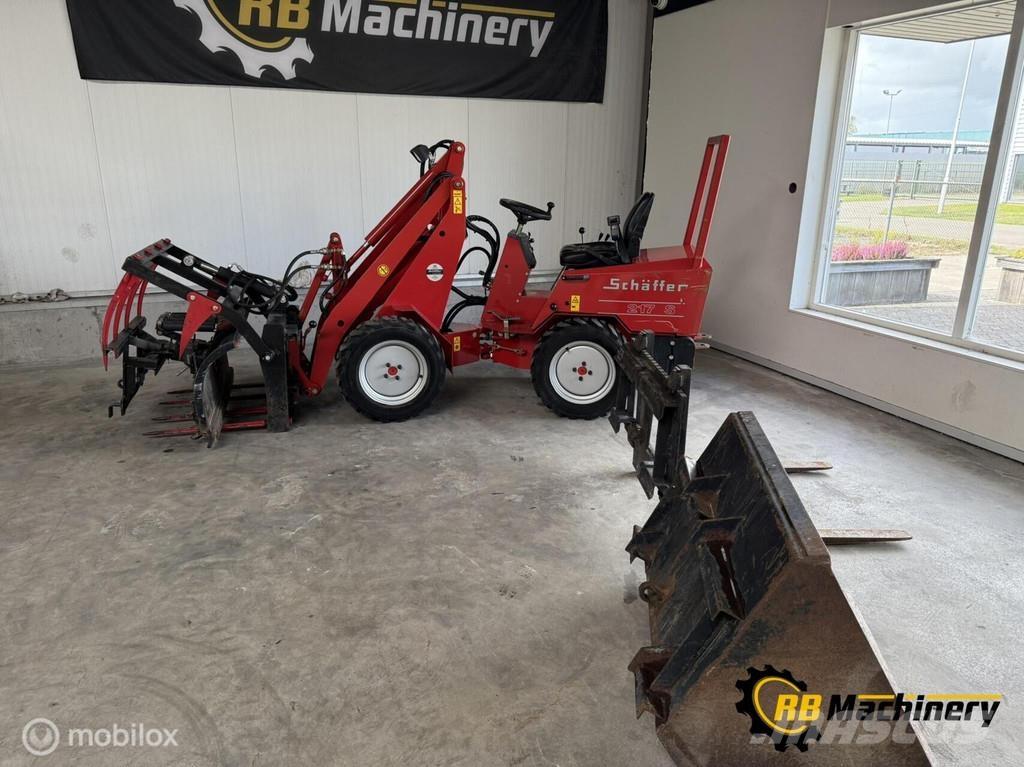 Schäffer 217 S Kolesové nakladače