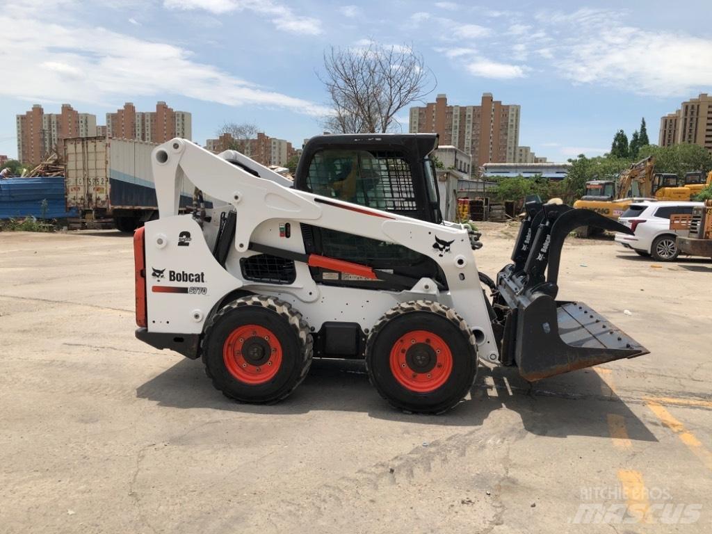 Bobcat S 770 Šmykom riadené nakladače