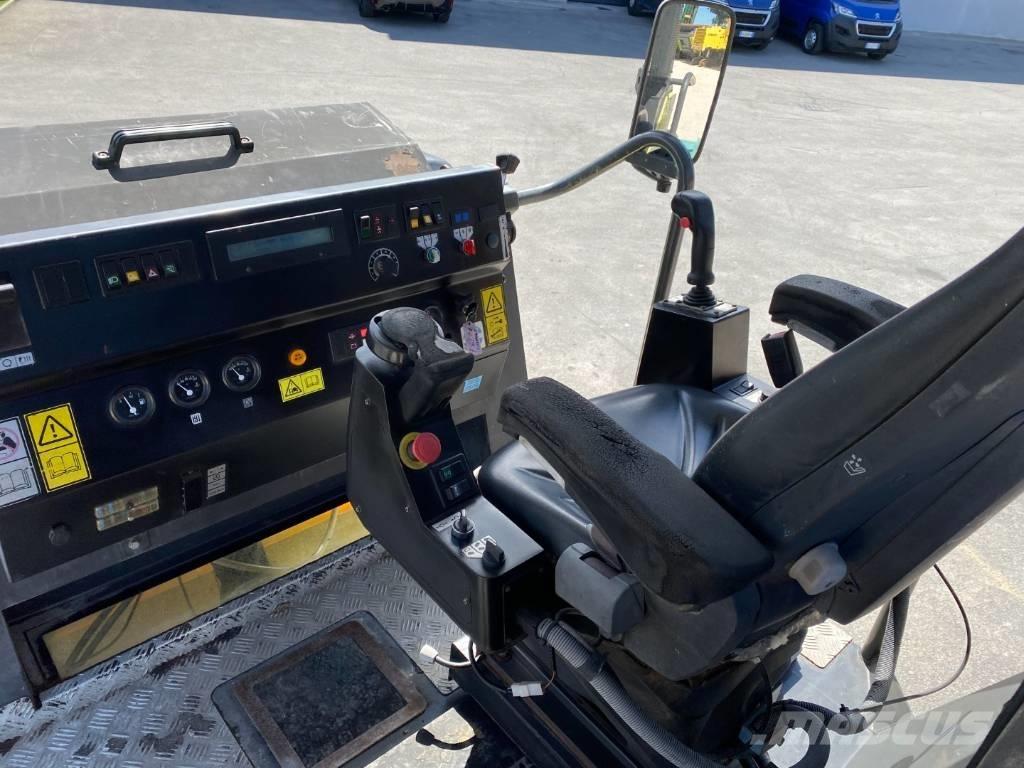 Ammann AV 85-2 Tandemové valce
