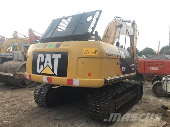 CAT 320 D2 L Pásové rýpadlá