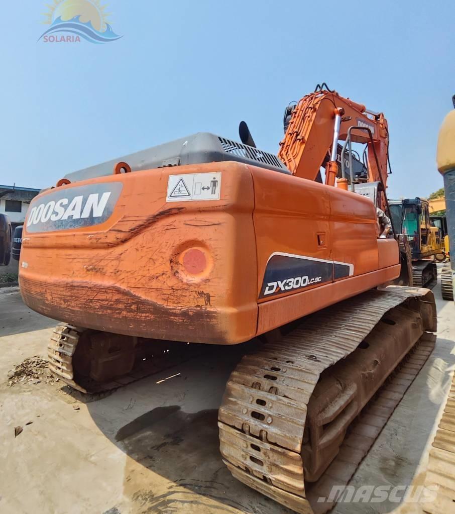 Doosan DX 300 LC Pásové rýpadlá