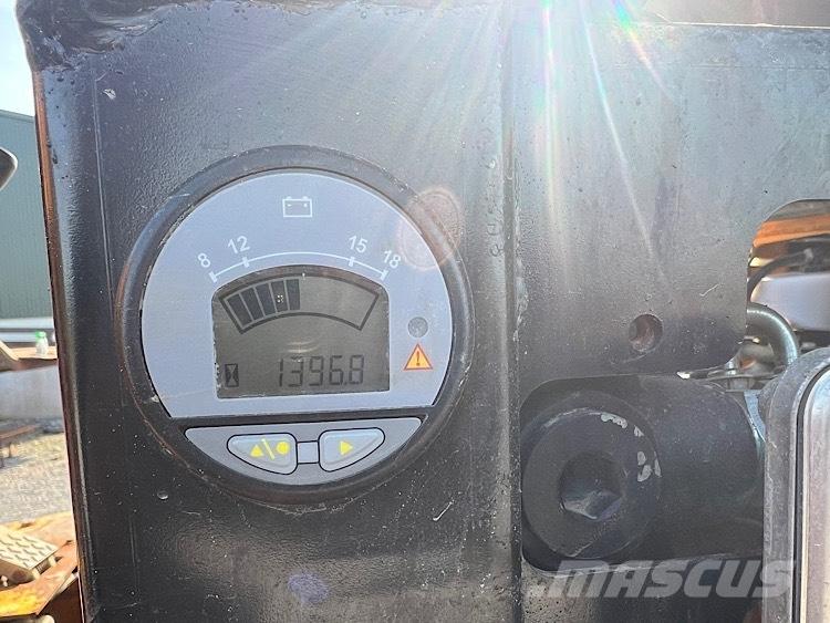 Thwaites 6T Swivel Stavebné sklápače