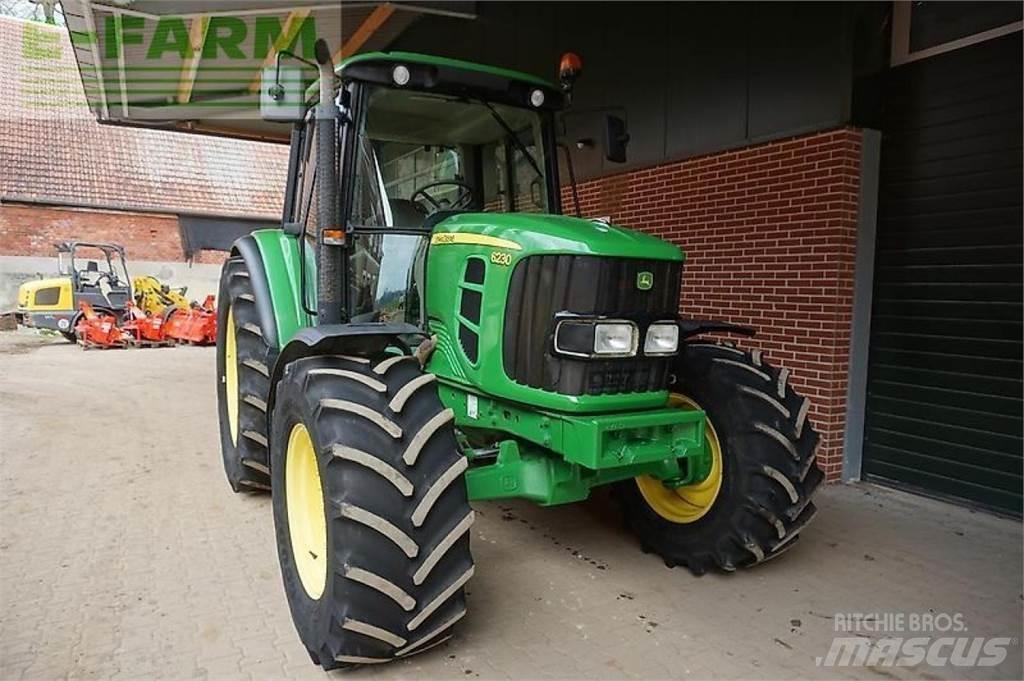 John Deere 6230 Traktory