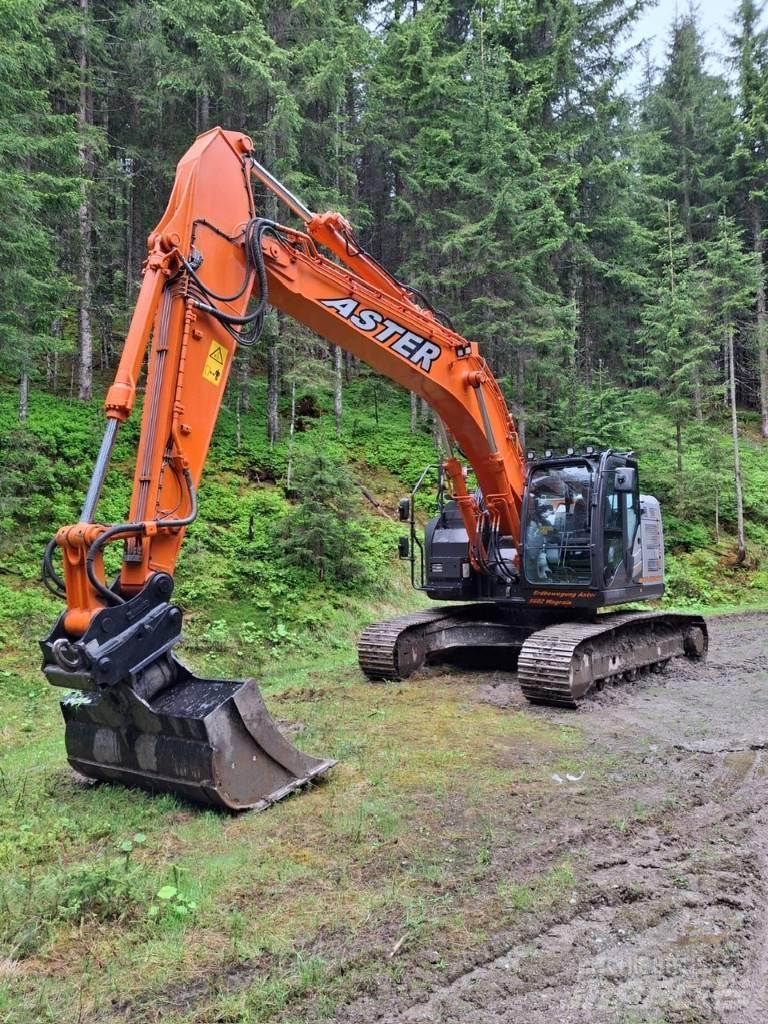 Hitachi ZX 225 US LC Pásové rýpadlá