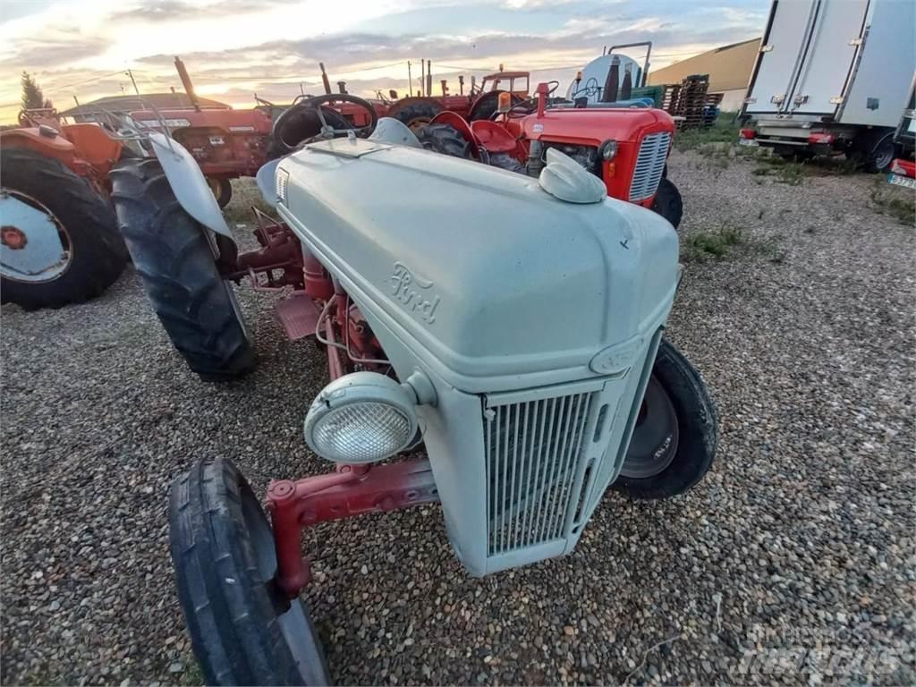 Ford 8N Traktory