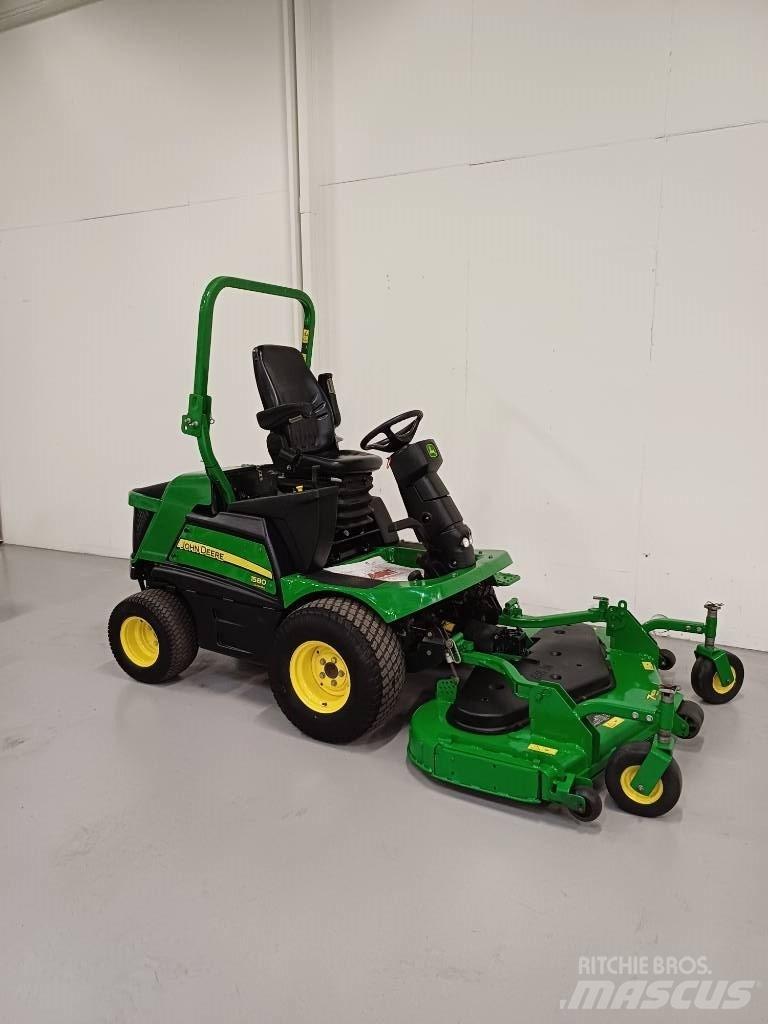 John Deere 1580 Samochodné kosačky