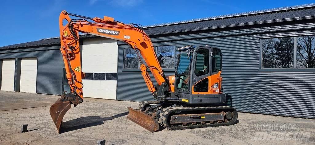 Doosan DX 85r -3 Midi rýpadlá 7 t - 12 t