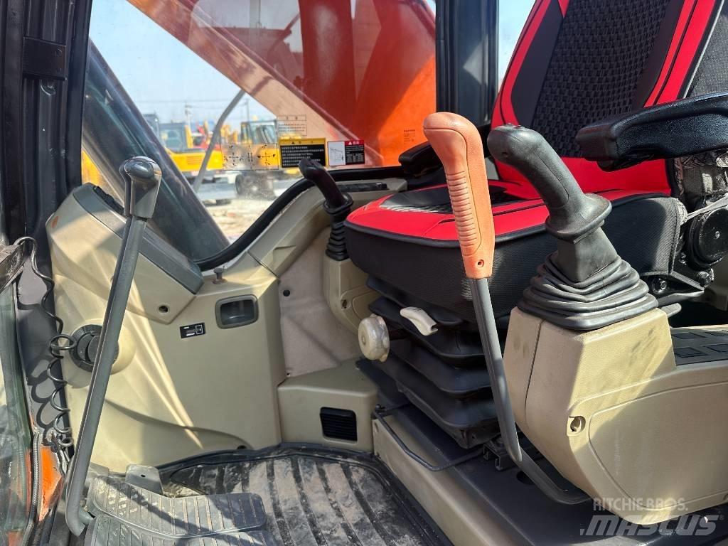 Doosan DX 300LC-9C Pásové rýpadlá