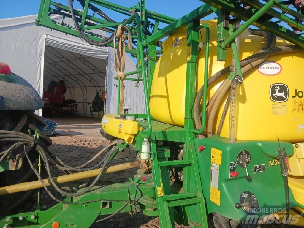 John Deere 740 Ťahané postrekovače
