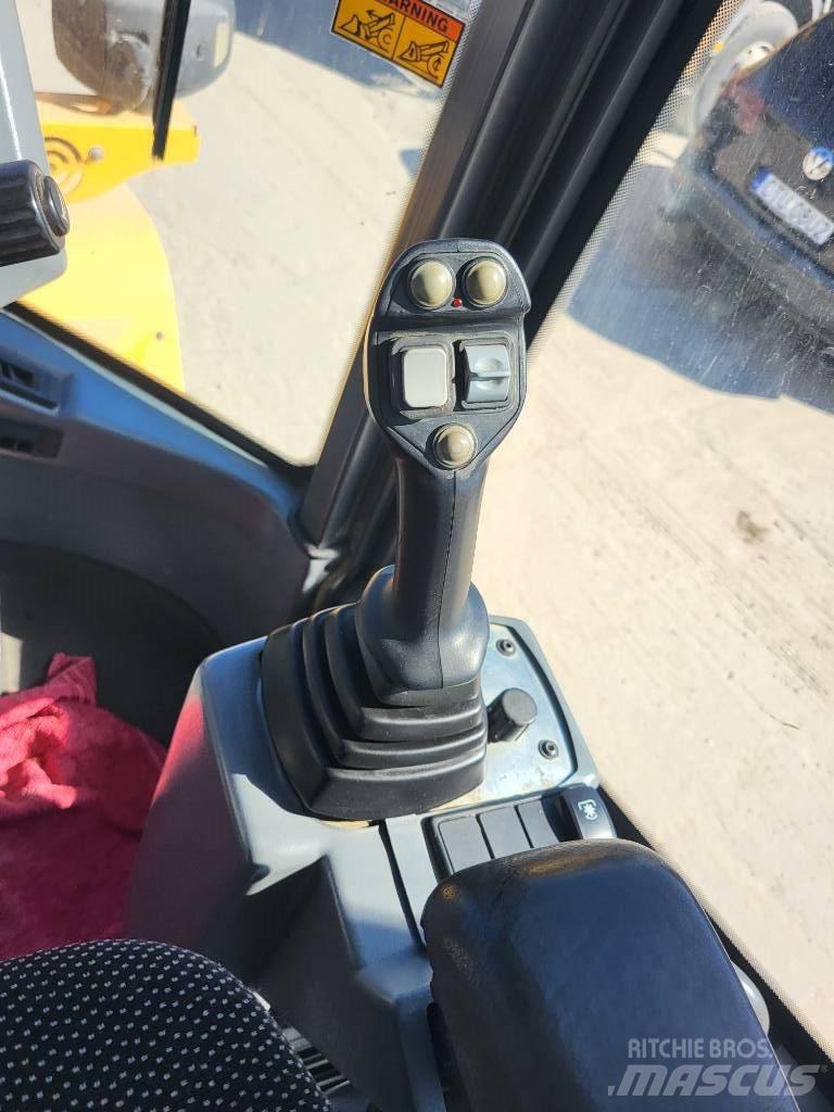 Volvo L 30 G Kolesové nakladače