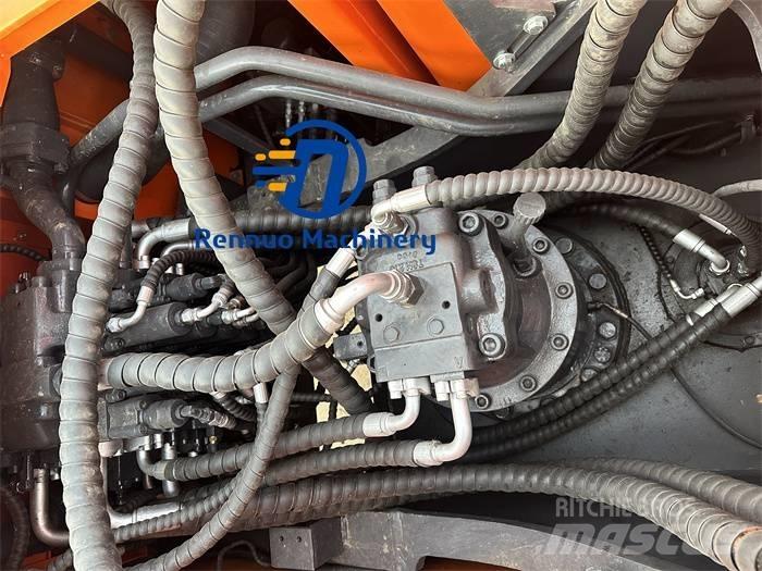 Doosan DX 300LC-9C Pásové rýpadlá
