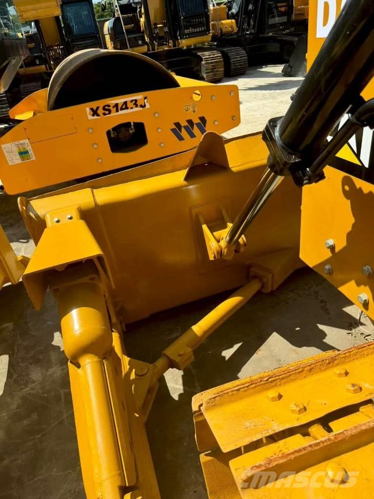 CAT D 6 G LGP II Pásové dozéry