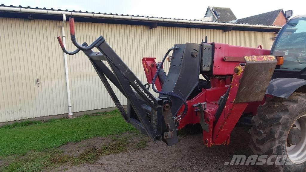 New Holland LM 1345 Teleskopické manipulátory