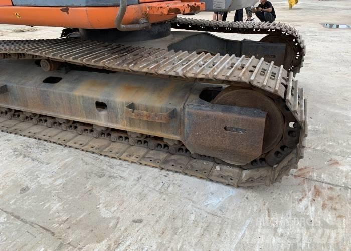 Hitachi ZX 125 Pásové rýpadlá