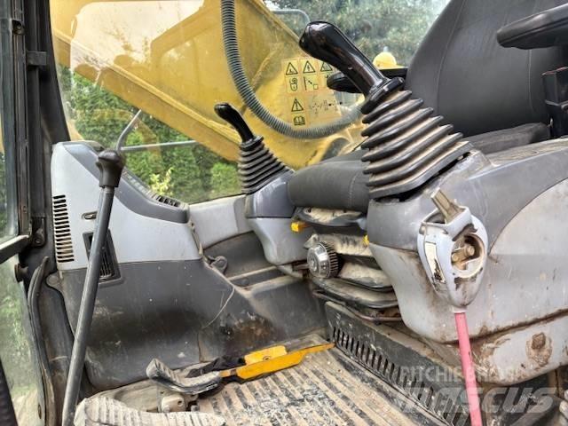 Komatsu PC 210 Pásové rýpadlá