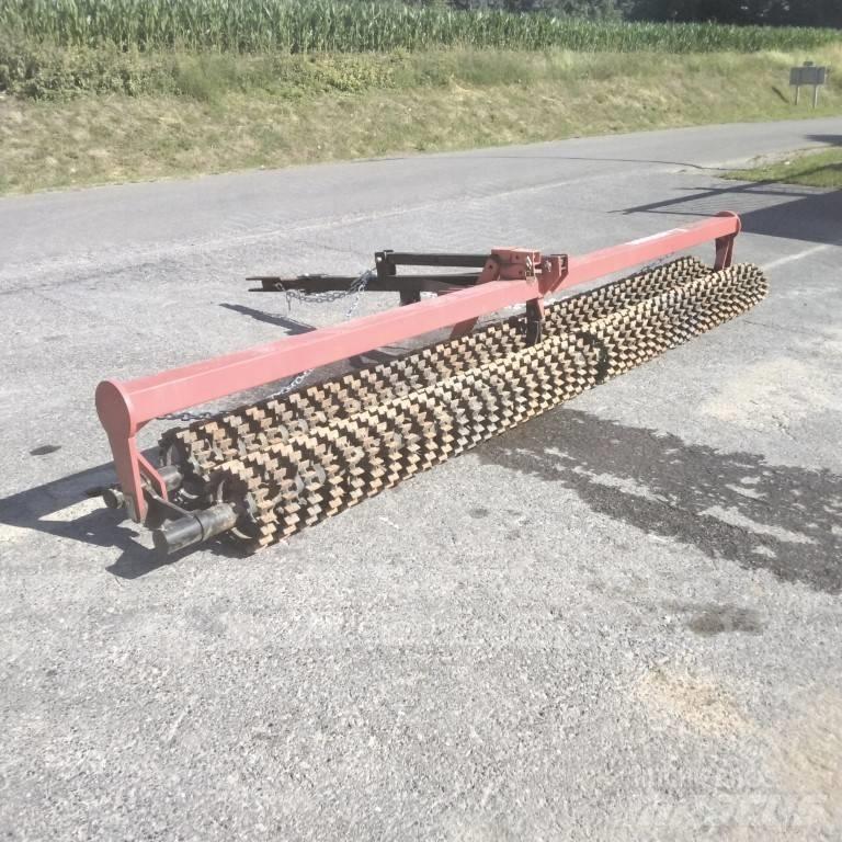 Agram CULTIPACKER Ďalšie stroje na spracovanie pôdy a príslušenstvo