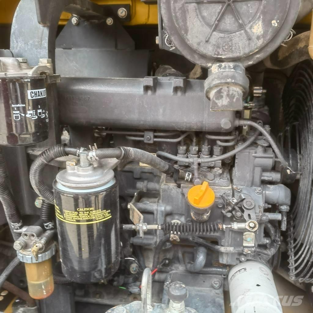 Komatsu PC56 Pásové rýpadlá