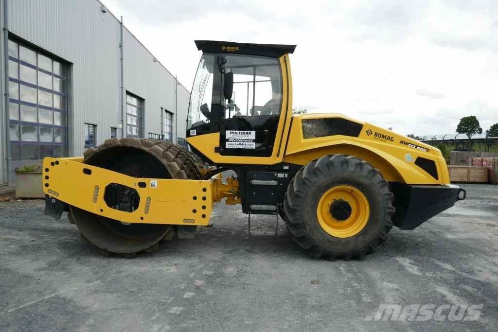 Bomag BW 213 PDH-5 Pôdne kompaktory