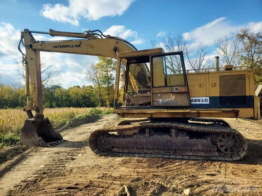 CAT 225 LC Pásové rýpadlá
