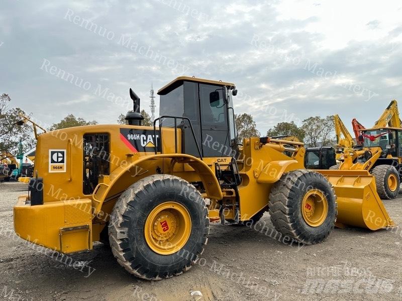 CAT 966H Kolesové nakladače