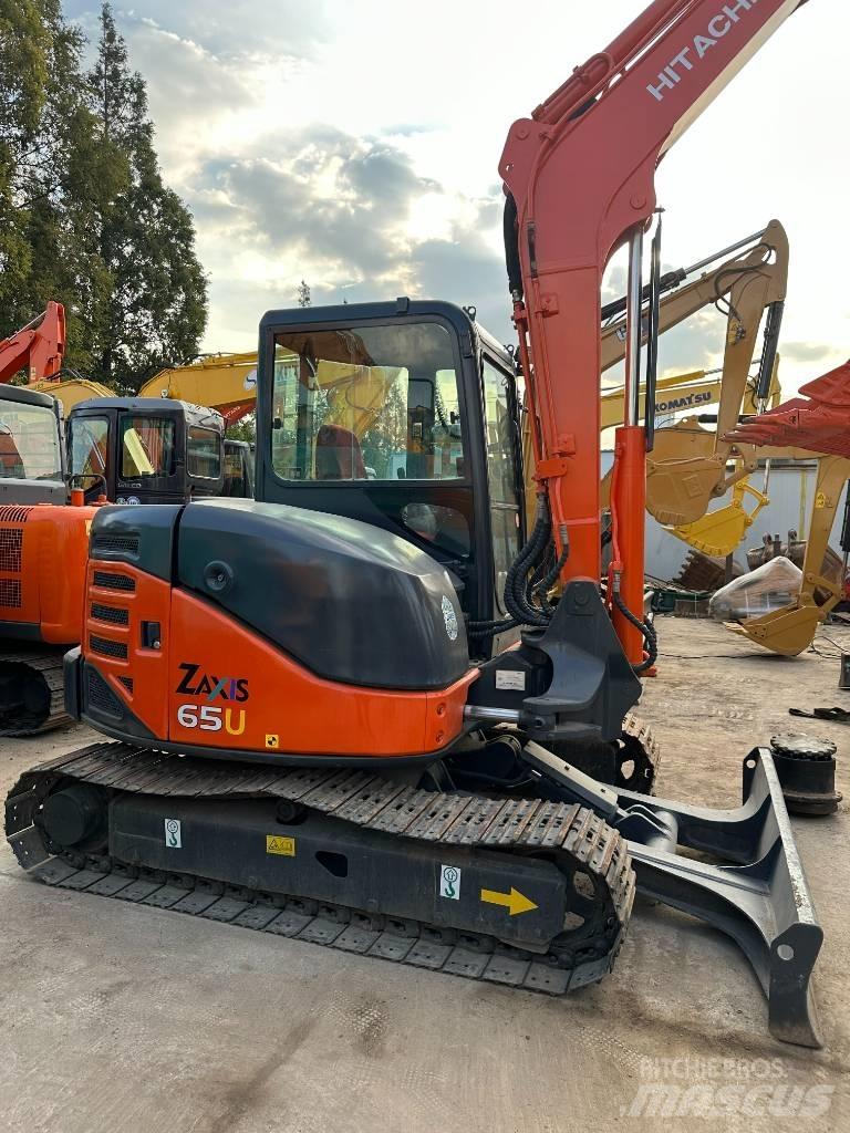 Hitachi ZX 65 Mini rýpadlá < 7t